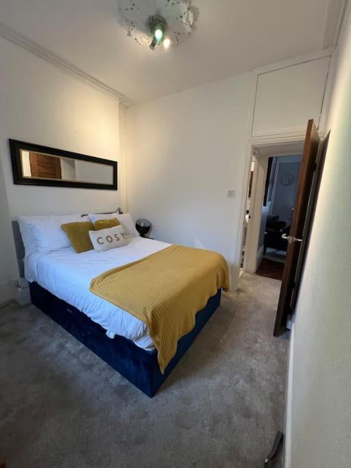 Central London Apartment Apartament *